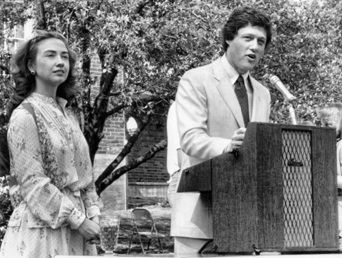 *Григорий Явлинский и Жанна Фриске. 1987 год (Билл Клинтон и Хиллари Клинтон)*