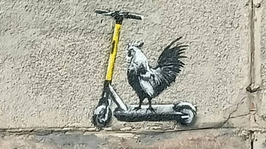 *Электросамокатческое настенное граффити*