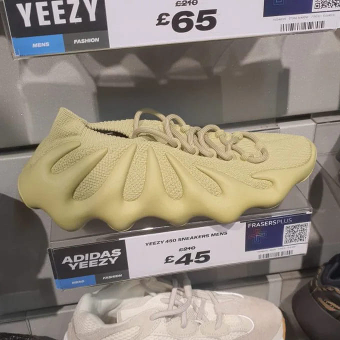 Не надо сочинять! Никаких кроссовок-хинкалей не существует!