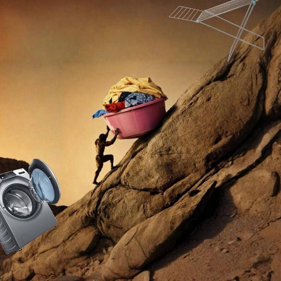 *Стирка вещей*