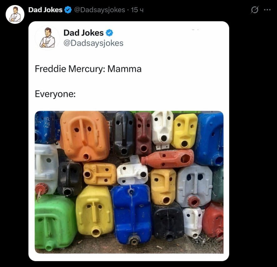 Freddie Mercury: Mamma Everyone:

Описание картинки:
На сцене певец произносит слово, и толпа реагирует.