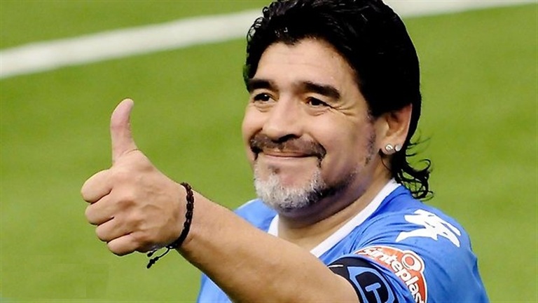 Дие́го Арма́ндо Марадо́на (исп. Diego Armando Maradona, испанское произношение: [ˈdjeɣo maɾaˈðona]; 30 октября 1960, Ланус, провинция Буэнос-Айрес, Аргентина)